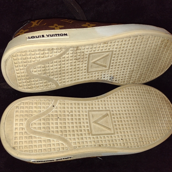 Tan /Brown Monogram Sneakers 38 women 8 - Picture 4 of 9